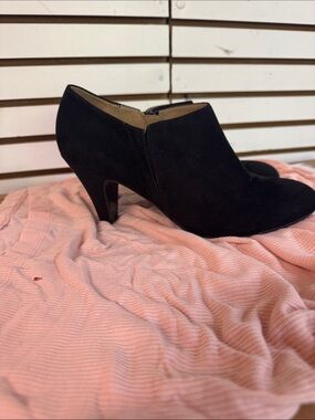 Naturalizer Black Suede Ankle Bootie Heel